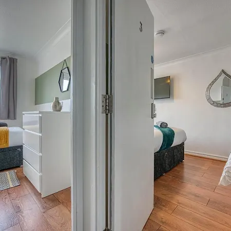Contractor House Near Centre Hs2 Bcu And Aston M6 Motorway Private Garden Free Superfast Wifi Apartman *