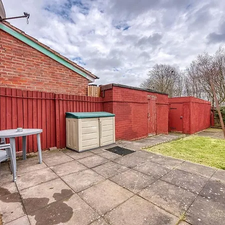 Apartman Contractor House Near Centre Hs2 Bcu And Aston M6 Motorway Private Garden Free Superfast Wifi Birmingham